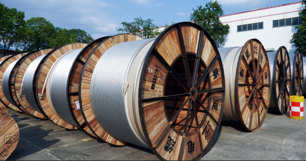 Shielded Cable: Foil, Braid and the Grounding That Makes Either Work